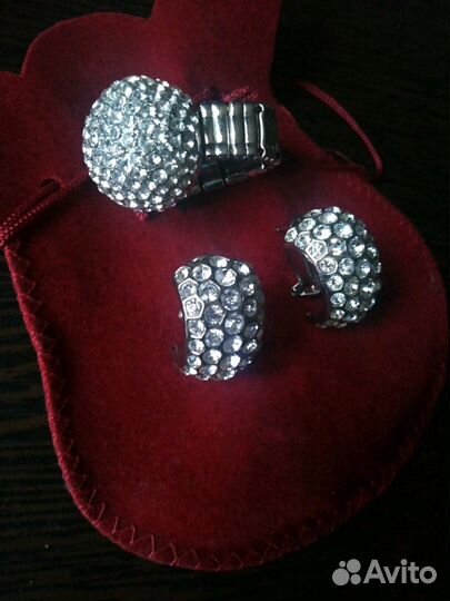 Бижутерия.Комплект
