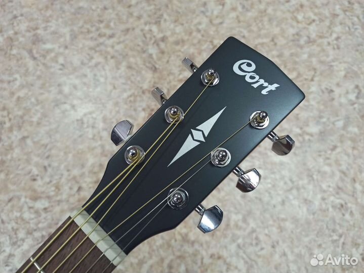 Акустическая гитара Cort