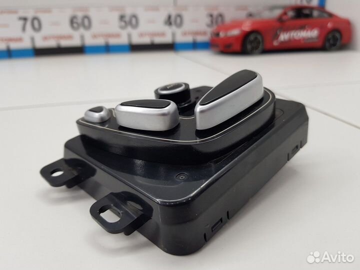 Блок управления сиденьем задний левым