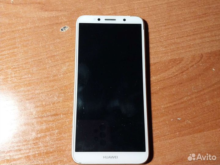 Телефон Huawei Y5
