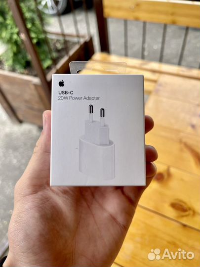 Блок usb c 20W на iPhone 12 Max 13 Pro