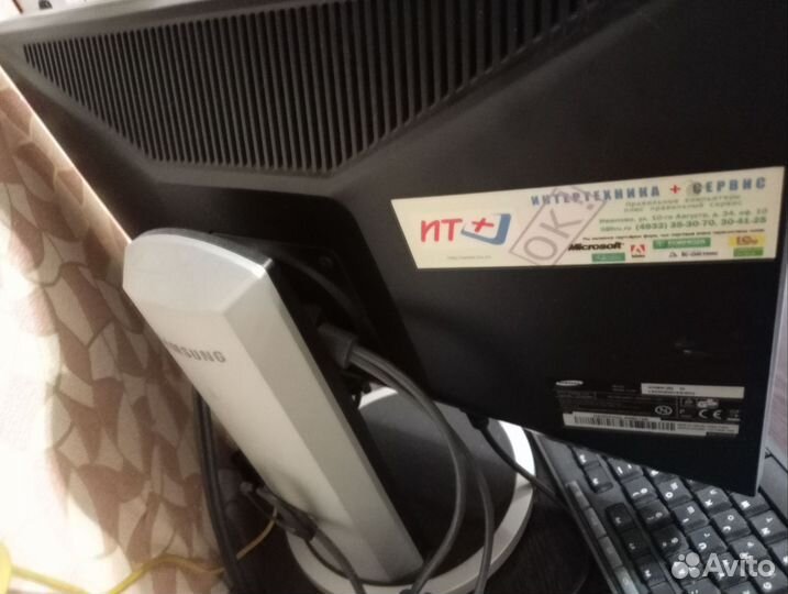 Монитор Samsung 19 дюймов