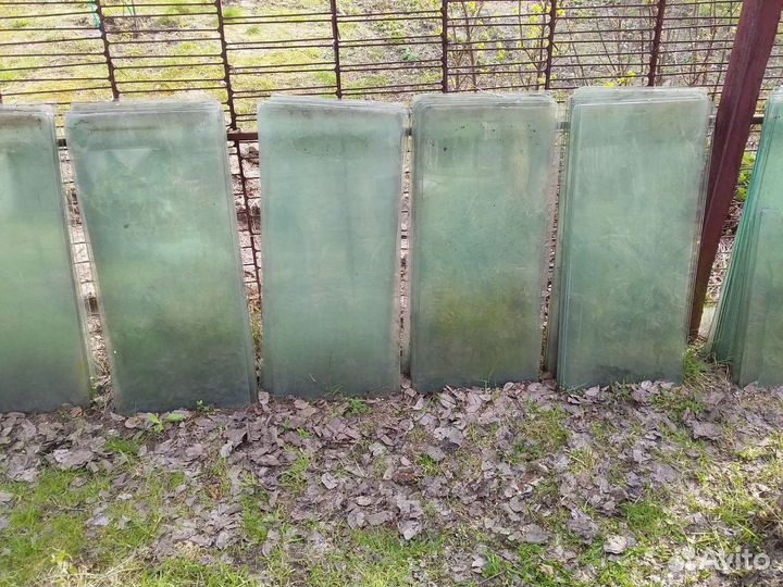 Стекло сталинит