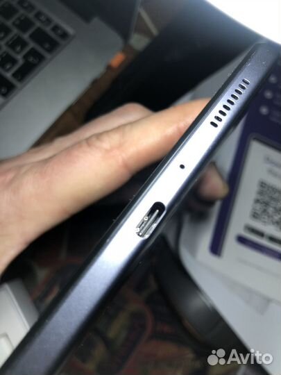 Sumsung galaxy tab A7 lite