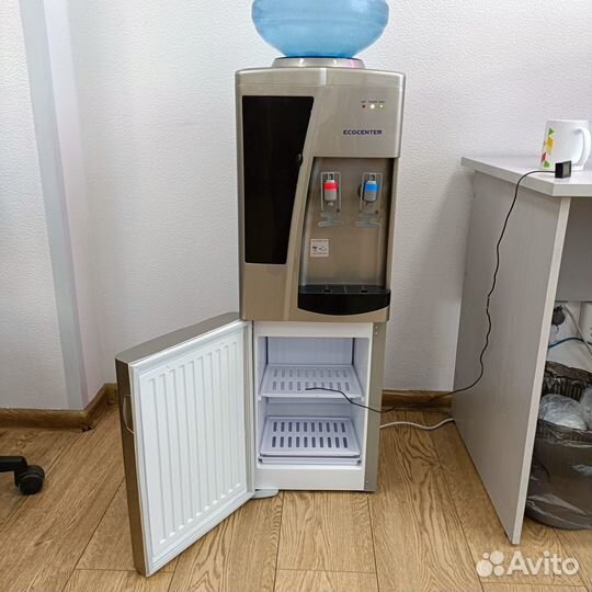 Кулер (диспенсер) ecocenter S-F30F с холодильником