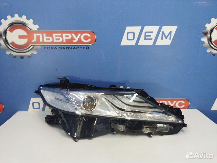 Фара правая Toyota Camry 8 хв70 2017