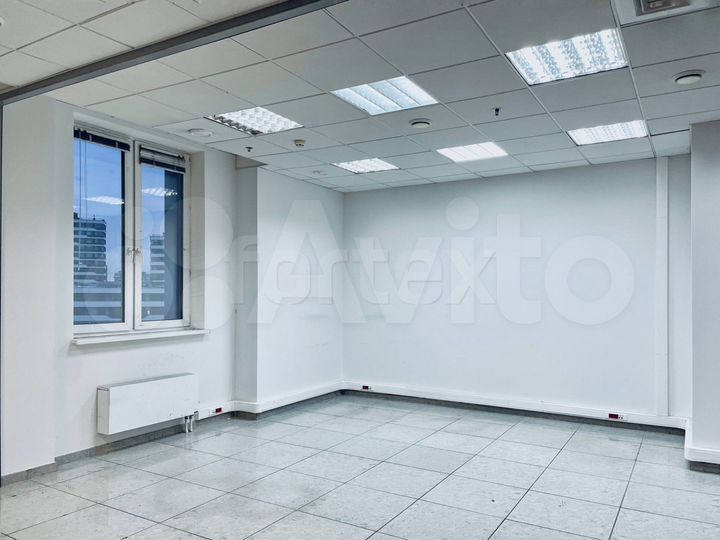 Сдам офисное помещение, 383 м²
