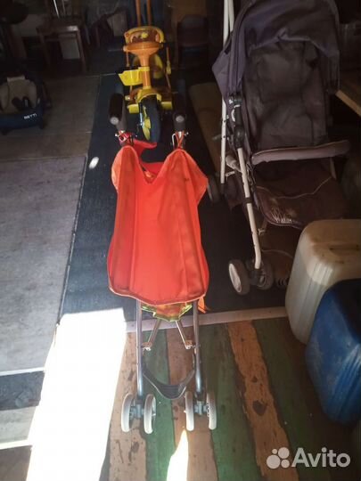 Прогулочная коляска