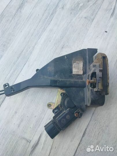 Замок двери задней левой Geely MK Cross, I 2013