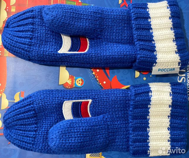 Варежки с гербом и флагом РФ. Лига звезд