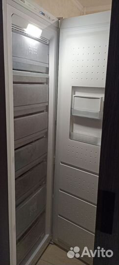 Морозильный шкаф Атлант
