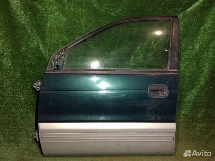 Дверь передняя левая Mitsubishi Chariot N33W N44W