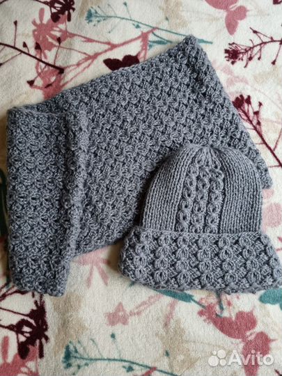 Набор - шапка и снуд