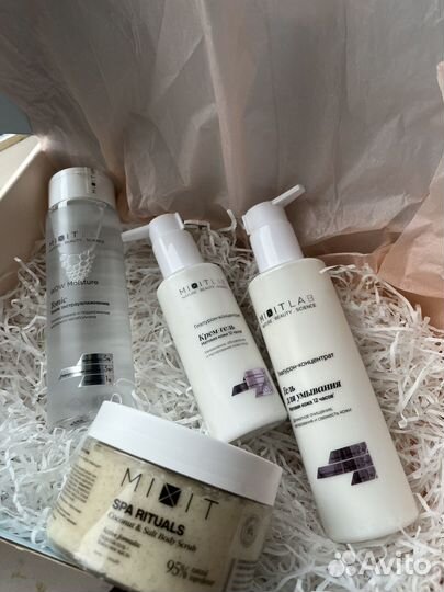 Набор косметики на 8 марта