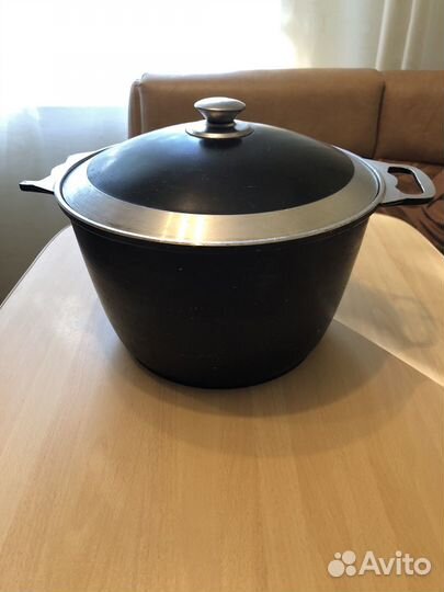 Казан чугунный бу