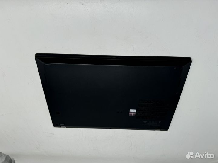 Lenovo thinkpad t490s i5-8365U 16/512