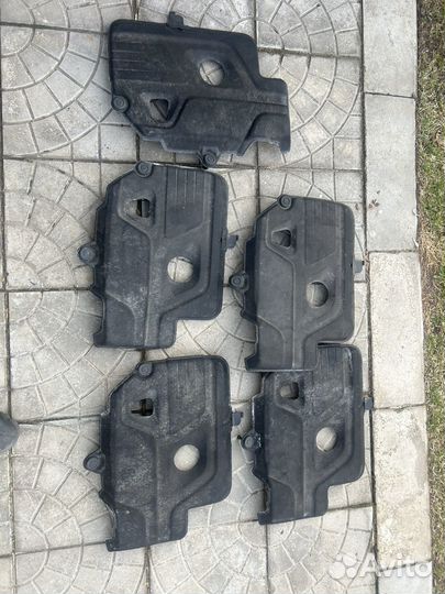 Декоротивная крышка двигателя Рено Эспейс 5