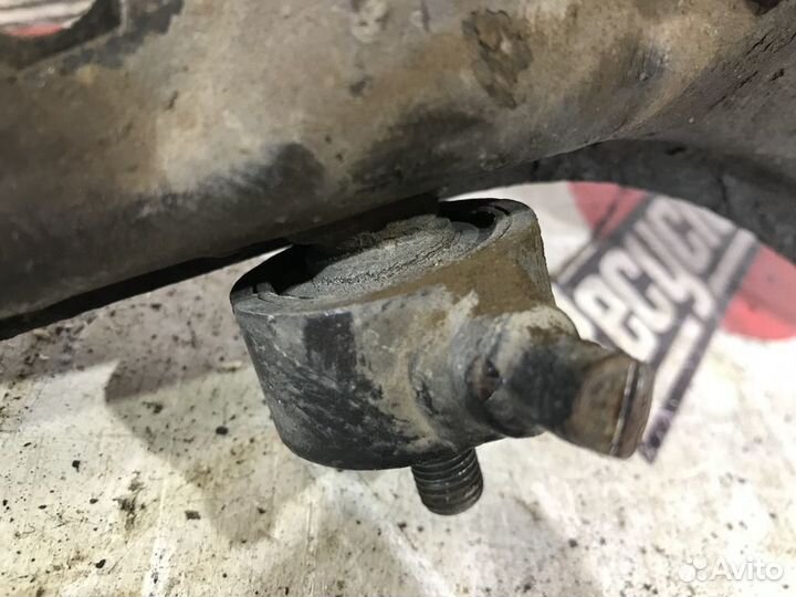 Рычаг mitsubishi pajero v26 4M40 R F D 1994 Перед