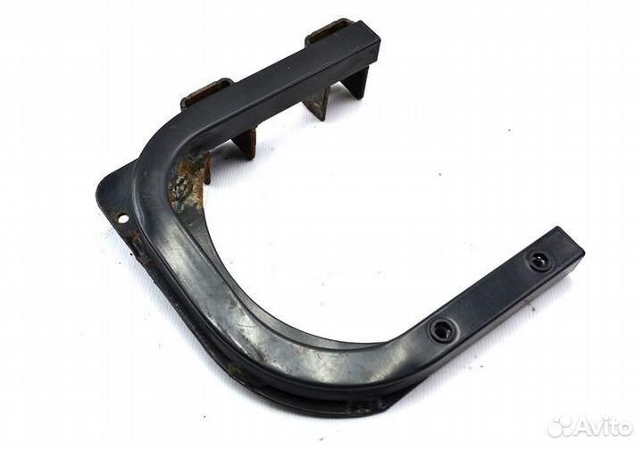 Кронштейн крыла переднего моста, левый volvo FH (01.12)