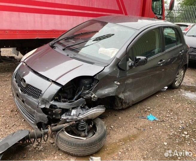 Разбор на запчасти Toyota Yaris