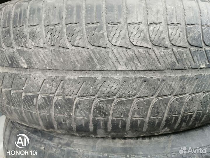 Bridgestone 613V 215/60 R16