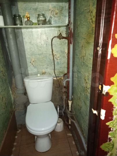 Комната 20 м² в 4-к., 1/4 эт.