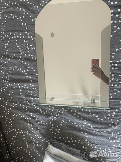 Зеркало c полкой