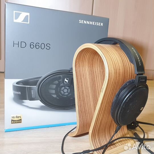 Наушники Sennheiser HD 660S с коробкой и проводами