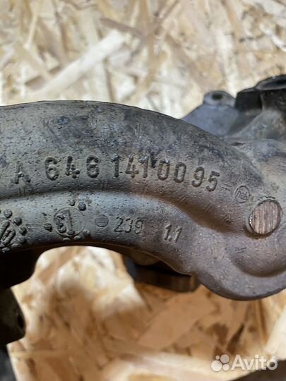 Клапан EGR Mercedes Vito (Viano)