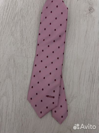 Новый галстук Moschino