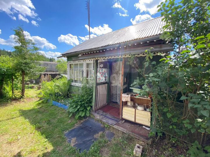 Дача 10 м² на участке 12 сот.