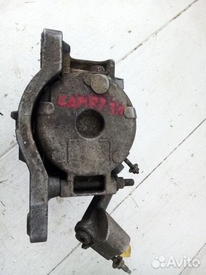Компрессор кондиционера Toyota Camry V30