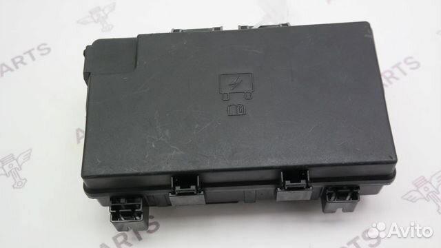 Блок предохранителей Jeep Grand Cherokee WK2