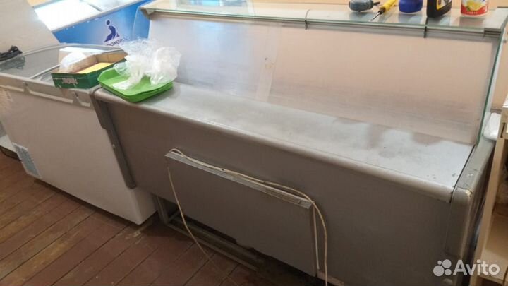 Холодильники бу витринный
