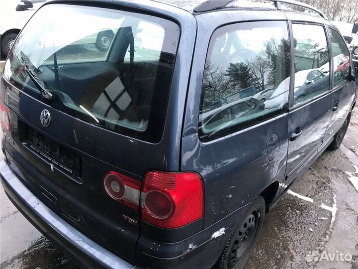 Разбор на запчасти Volkswagen Sharan