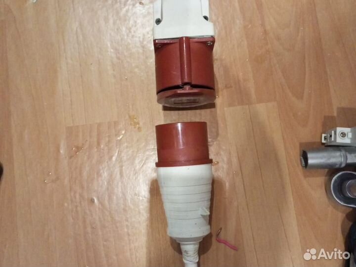 Разьем силовой