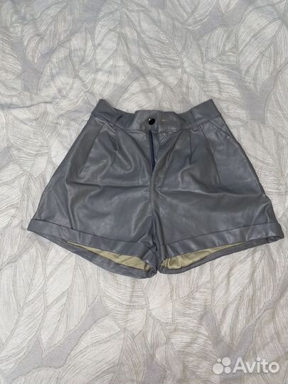 Шорты из экокожи