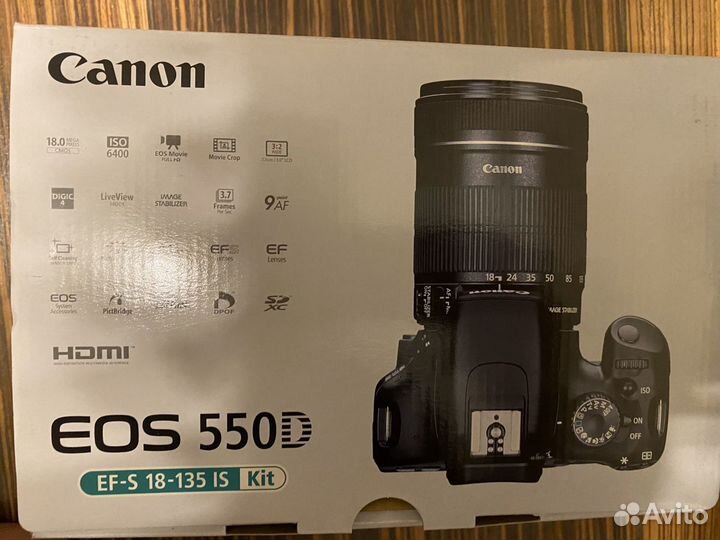 Зеркальный фотоаппарат canon eos 550D 18-135