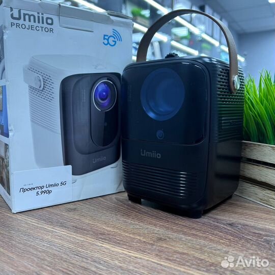 Домашний мини проектор для фильмов Umiio 5G