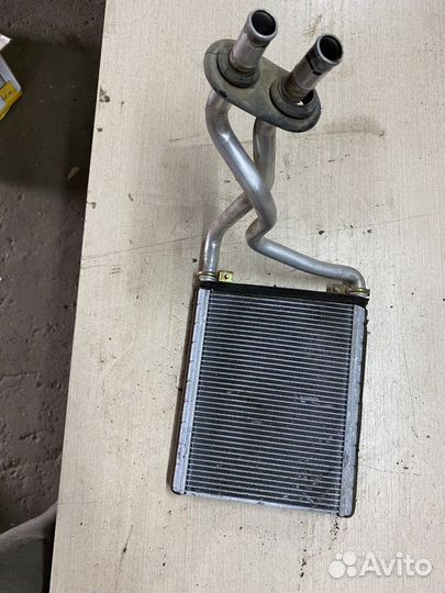 Радиатор отпителя toyota corolla 120