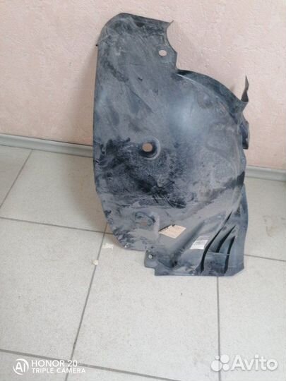 Подкрылок задняя часть передний левый Renault