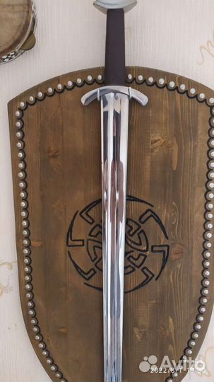 Украшение на стену из дерева