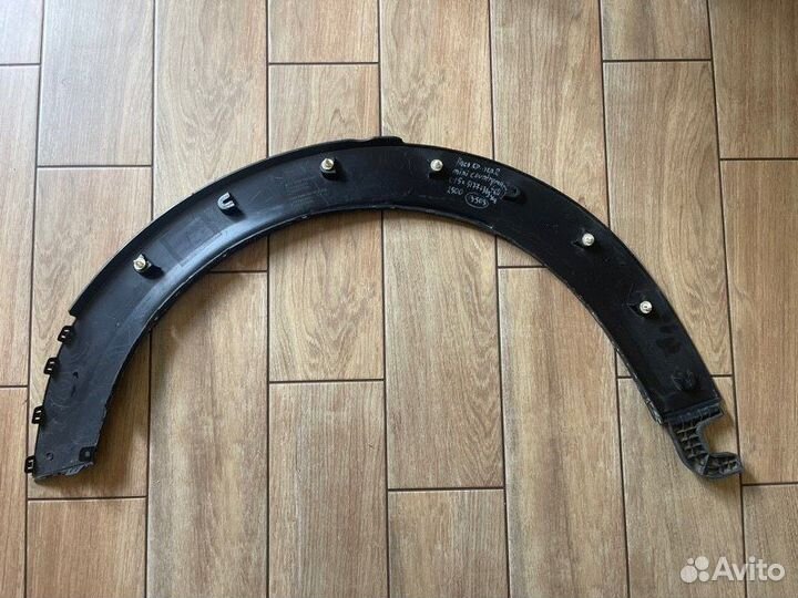 Накладка крыла передняя правая Mini Countryman F60