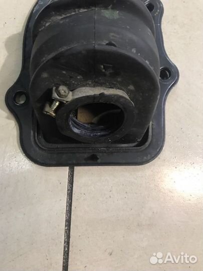 Кожух рулевой колонки Nissan Cube