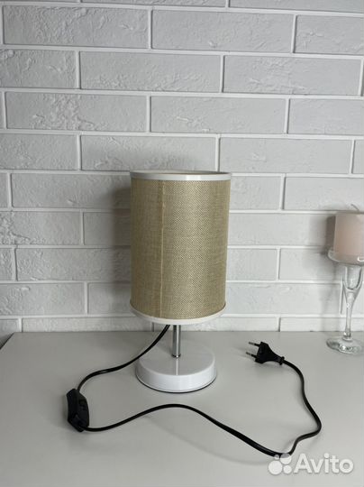 Лампа настольная новая