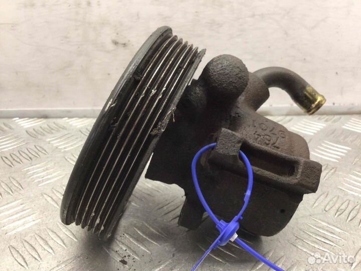 Насос гидроусилителя руля Citroen Xantia 961051998