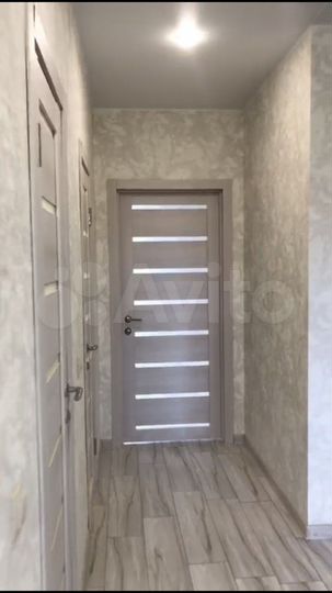 2-к. квартира, 56 м², 1/6 эт.