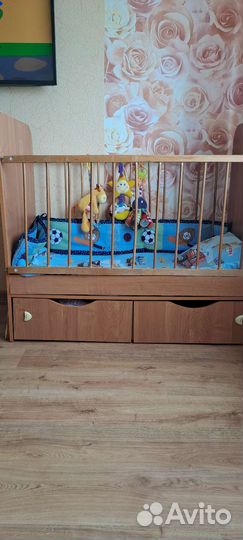 Детская кроватка+комплект постельного для малыша
