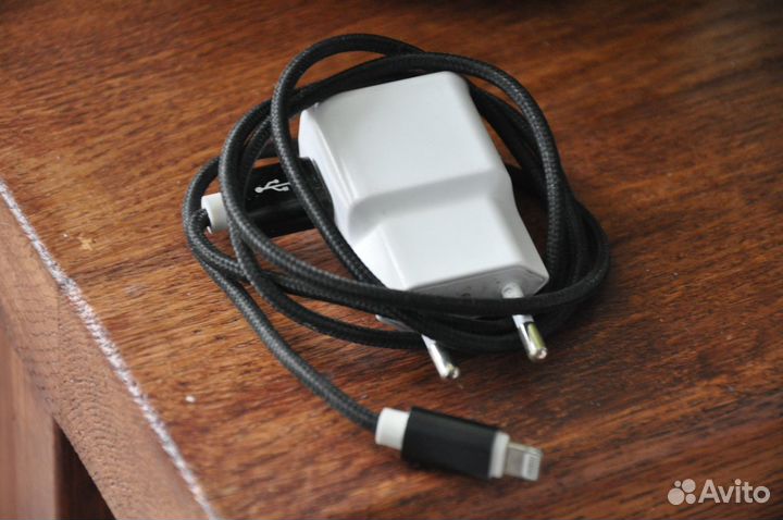 Кабель для iPhone