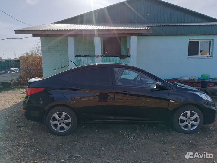 Hyundai Solaris 1.4 МТ, 2012, 196 000 км